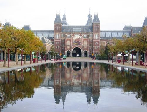 В Амстердаме бузина