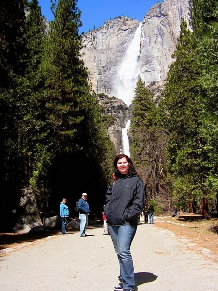 California. Yosemite Falls.