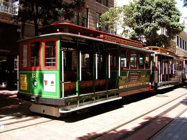 San Francisco. Cable car. City Hall.