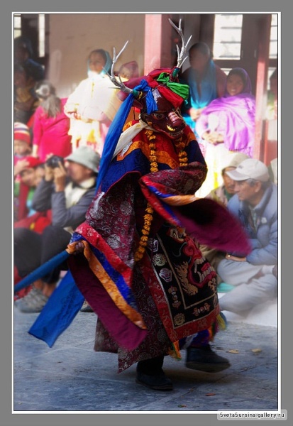 Танцы лам. Дивали-Новый год. Непал.