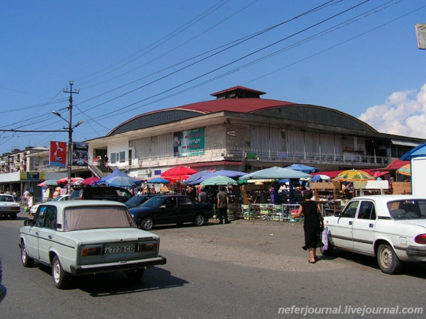 Сухум. Рынок, набережная Диоскуров.