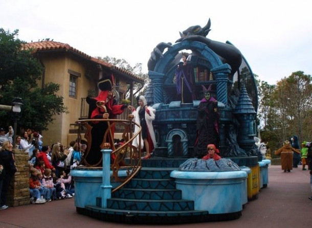 Magic Kingdom (Part II) - Disney Dreams Come True Parade