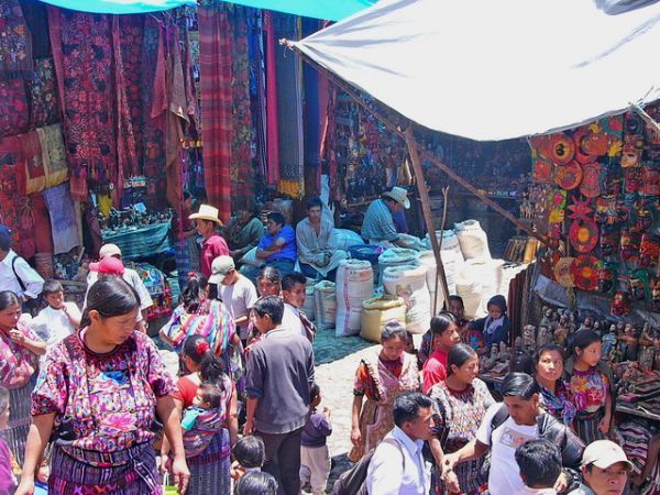 Гватемала за 4 дня - Тикаль, Чичекастенанго и Атитлан